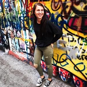 Meet your Posher, Hailey